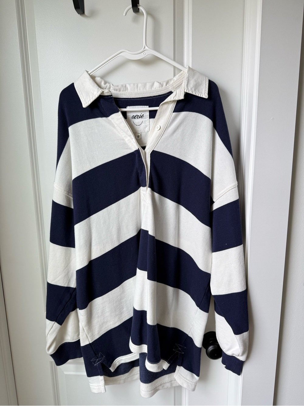 aerie Navy and White Wide-Strip Rugby Pullover
